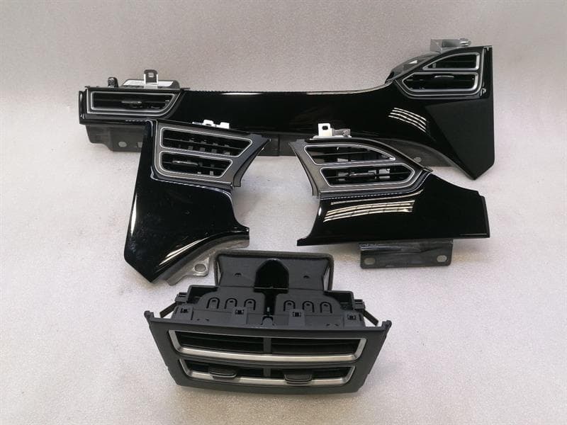 TESLA Tesla Model S 70 Air Vent Set 1023269-00-B RIGHT HANDLE RHD
