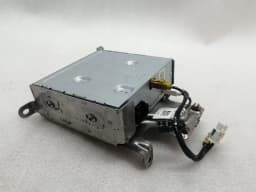TESLA Tesla Model S 70 Car Audio Head Unit1004787-02-D Audio System Controller — thumbnail 10