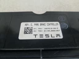 TESLA Tesla Model S 70 Park Brake Control Module 1007618-00-E Parking Brake Control Unit — thumbnail 3