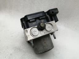TESLA Tesla Model S 70 A.B.S Pump 1037797-00-C ABS Pump HYDRAULIC BLOCK — thumbnail 3