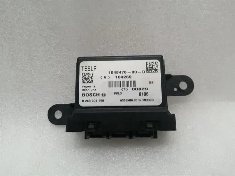 TESLA Tesla Model S 70 Parking Distance Control Module 1048476-00-D PDC Control Unit