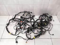 TESLA TESLA MODEL S 70 MAIN BODY WIRING LOOM 1026643-90-G RIGHT HAND DRIVE RHD 2015 — thumbnail 9