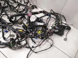 TESLA TESLA MODEL S 70 MAIN BODY WIRING LOOM 1026643-90-G RIGHT HAND DRIVE RHD 2015 — thumbnail 3