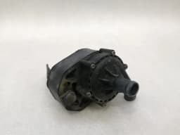 TESLA Tesla Model S 70 Additional Cooling Pump 6008047-00-E Coolant Pump Pump — thumbnail 1