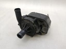 TESLA Tesla Model S 70 Additional Cooling Pump 6008047-00-E Coolant Pump Pump — thumbnail 4