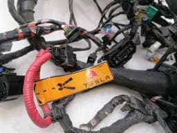 TESLA TESLA MODEL S 70 ENGINE BAY WIRING LOOM 1026646-81-G RIGHT HAND DRIVE RHD — thumbnail 2