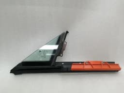 TESLA Tesla Model S 70 Right Front 1/4 Glass 1628122-97-A Door Panel 1/4 Front Right — thumbnail 4