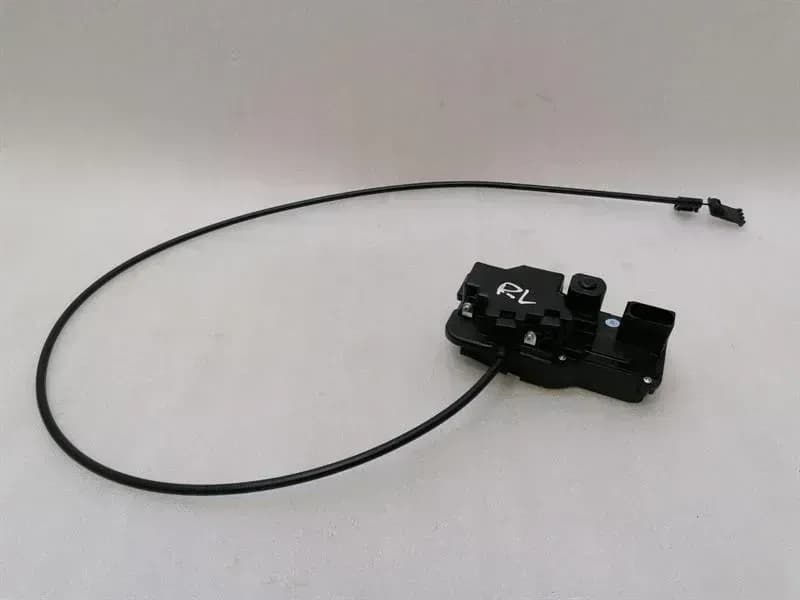 Tesla Model S 70 rear left door lock 6008911-99-D door lock rear left
