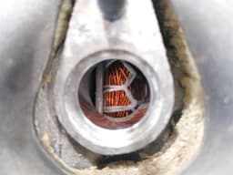 TESLA Tesla Model S 70 A/C Compressor 1028398-00-J Air Conditioning Compressor — thumbnail 3