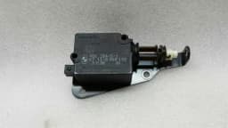 MINI MINI COOPER S R53 rear window lock 8360193 rear window actuator lock — thumbnail 4