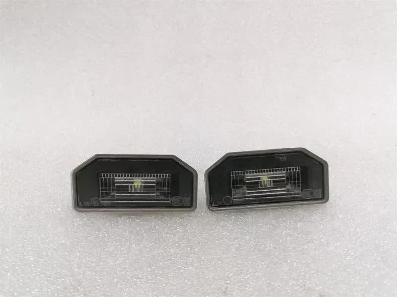 Tesla Model 3 Number Plate Light 1449730-00-B License Plate Light