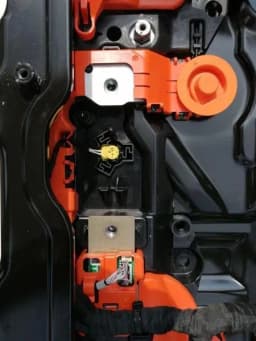 TESLA TESLA MODEL 3 STANDARD RANGE 1567439-00-B BATTERY Li_On Battery LIFT — thumbnail 7