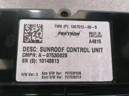 TESLA Tesla Model S 70 Sunroof Control Module 1007512-00-B Sunroof Control Unit — thumbnail 2