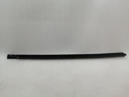 TESLA Tesla Model S 70 FLH Door Moulding 1038393-00-A Front Left Door Strip — thumbnail 8