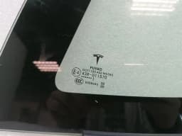 TESLA Tesla Model 3 Left Rear Quarter Glass 1514978-01-C Door Panel 1/4 Rear Left — thumbnail 2