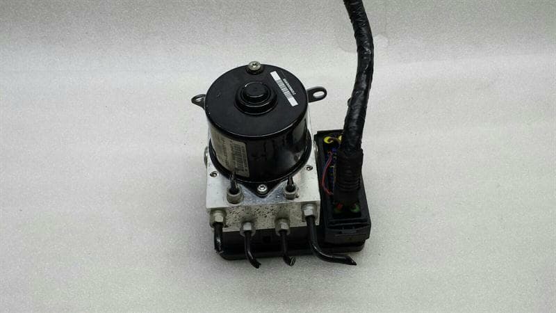 BMW BMW 1 Series A.B.S Pump Control Unit Hydraulic Block 34516791521 6787837