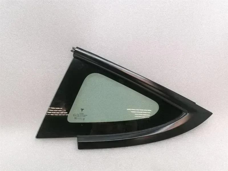 Tesla Model 3 Left Rear Quarter Glass 1514978-01-C Door Panel 1/4 Rear Left