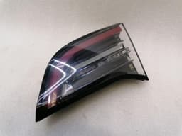 TESLA Tesla Model 3 Right Rear Light 1077404-00-C Tail Light Rear Right — thumbnail 9