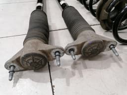 TESLA Tesla Model 3 shock absorber rear set 1044461-02-e shock absorber rear set — thumbnail 6