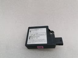 TESLA Tesla Model 3 STANDARD RANGE Electronic Module 1097855-90-F Control Unit — thumbnail 1