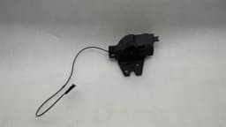 BMW BMW 1 series E81 E90 E82 boat lock 7840617 tailgate lock — thumbnail 1