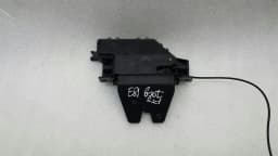 BMW BMW 1 series E81 E90 E82 boat lock 7840617 tailgate lock — thumbnail 2