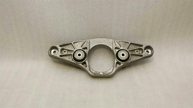 BMW BMW 5 Series F10 M5 rear diff holder bracket 2284474 holder carrier