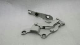BMW BMW 1 Series E81 Bonnet Hinge RHS 7060560 Hood Hinge Right — thumbnail 4