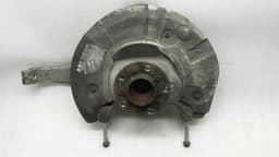 BMW BMW M5 F10 M6 F06 F12 Wheel Bearing Housing Knuckle RE 2284054 Front Right Hub — thumbnail 3