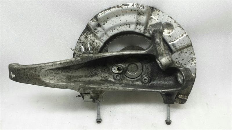 BMW BMW M5 F10 M6 F06 F12 Wheel Bearing Housing Knuckle Left 2284053 Front Left Hub