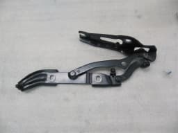 BMW BMW 3 Series E90 E92 Boot Hinge Left 41627210675 7060627 Tailgate Hinge Left — thumbnail 4