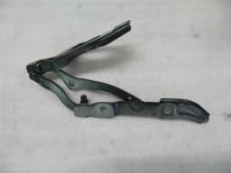 BMW BMW 3 Series E90 E92 Boot Hinge Left 41627210675 7060627 Tailgate Hinge Left — thumbnail 2
