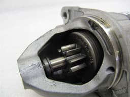MERCEDES-BENZ 2011 MERCEDES C Class C200 CGI A0051513901 Anlasser Starter motor — thumbnail 7