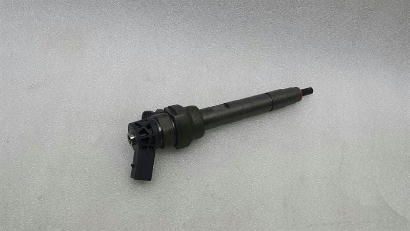 BMW BMW 3 Series E92 LCI Injector 7810702 Fuel Injector 2.0d 0445110382