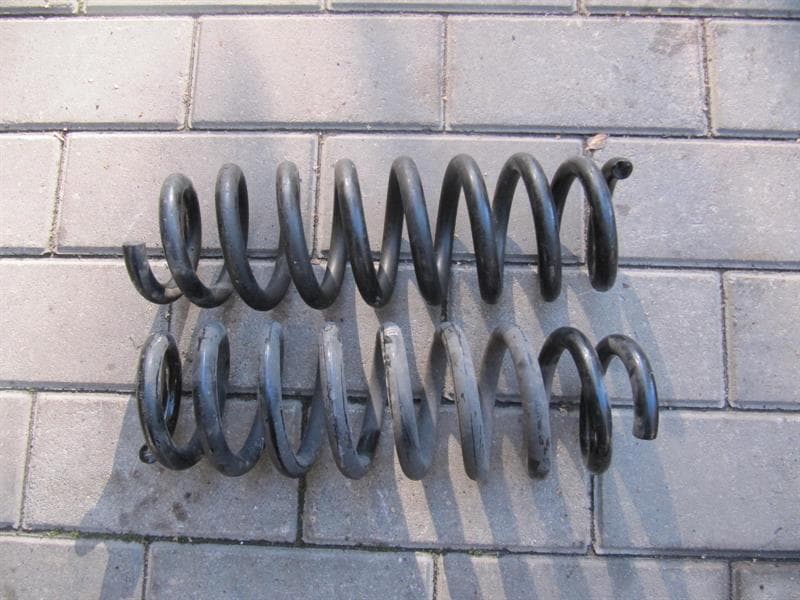 BMW BMW 3 Series E92 LCI M Pack Chassis Spring Springs Rear 320D Coil Spring Rear