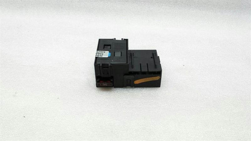 MERCEDES-BENZ Mercedes SL R230 Fuse Box A2305450101 Fuse Box