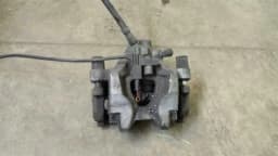 MERCEDES-BENZ Mercedes C Class W204 Right Rear Caliper A2044231681 Brake Caliper Rear Right — thumbnail 4