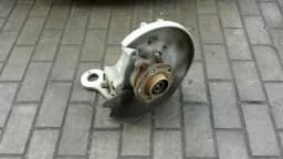 AUDI Audi RS5 8T left rear hub 8K0505431AS wheel bearing housing rear left — thumbnail 1