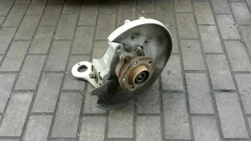 AUDI Audi RS5 8T left rear hub 8K0505431AS wheel bearing housing rear left