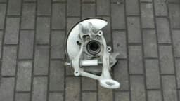 AUDI Audi RS5 8T left rear hub 8K0505431AS wheel bearing housing rear left — thumbnail 2