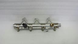 AUDI Audi A3 8P Fuel Rail 06J133317M Fuel Injection Moulding Pipe Distributor CES 2.0TFSI — thumbnail 5