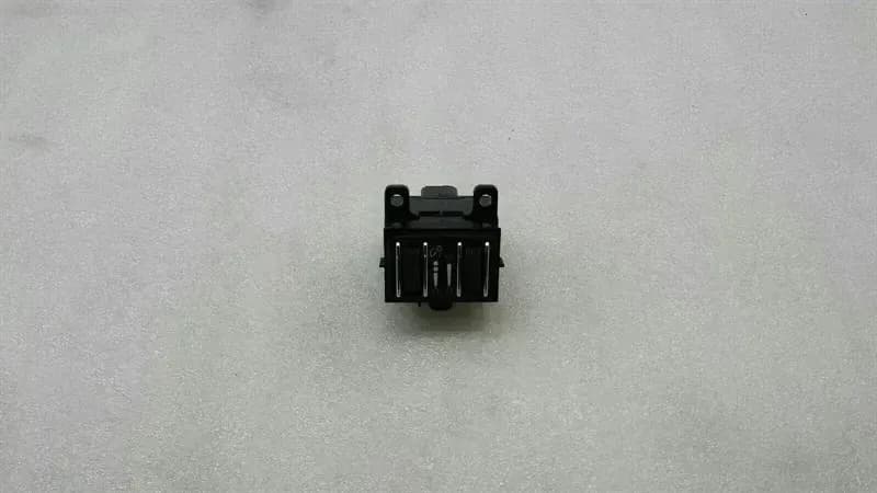 CHRYSLER CHRYSLER 300C Instrument Cluster Switch 04602892AD Speedometer Switch 2012