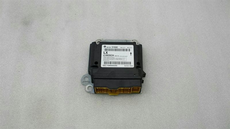 CHRYSLER CHRYSLER 300C Safety Module ECU 68105510AE Air Control Unit SRS 2012 SRT8