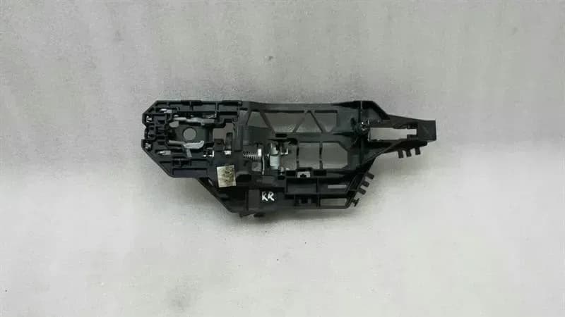 CHRYSLER CHRYSLER 300C RRH Door Inner Handle Carrier 04589862 Interior Door Handle Holder HR