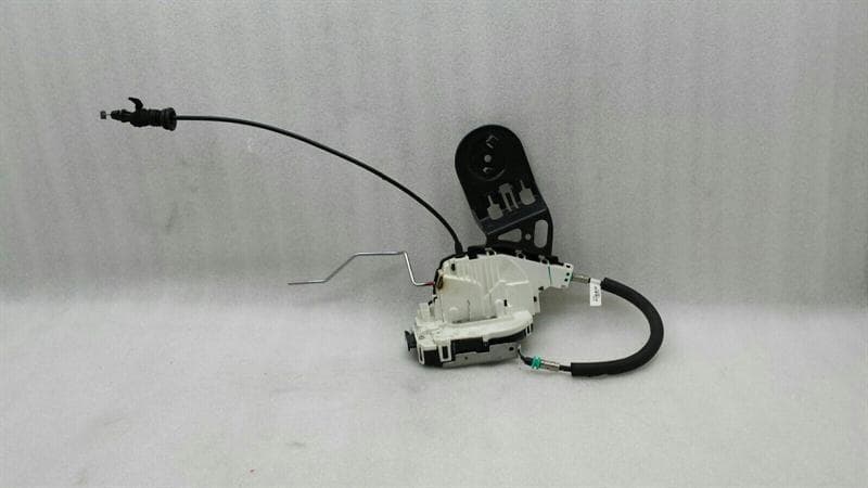 CHRYSLER 2012 Chrysler 300C rear right door lock P04589914AD door lock rear right