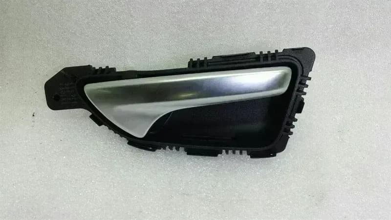 Mercedes CLS W218 FLH door inner handle A2187600161 interior door handle front left