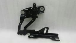 BMW BMW 1 Series F20 F21 Bonnet Hinge RHS 13989610 Hood Hinge Right — thumbnail 2