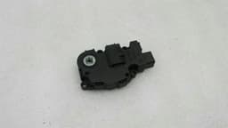 BMW BMW 1 Series F20 Vent Flap Engine 64119231884 Servo Motor — thumbnail 2