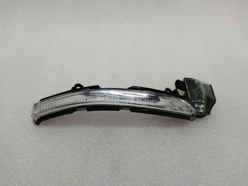 JAGUAR JAGUAR i-PACE X590 EV400 Right Indicator T2H9671 Side Indicator Right MIRROR