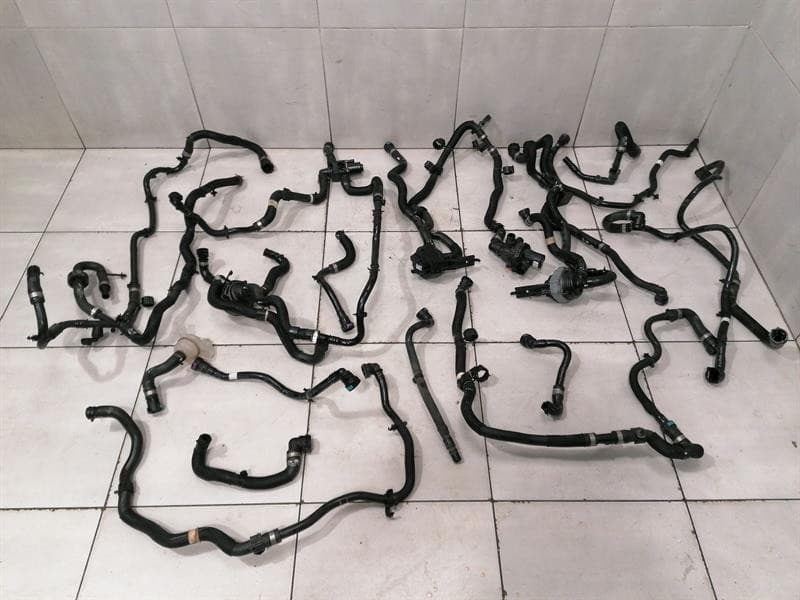 JAGUAR JAGUAR i-PACE X590 EV400 Cooling Pipes J9D3-8501-AA Coolant Hose Pipe